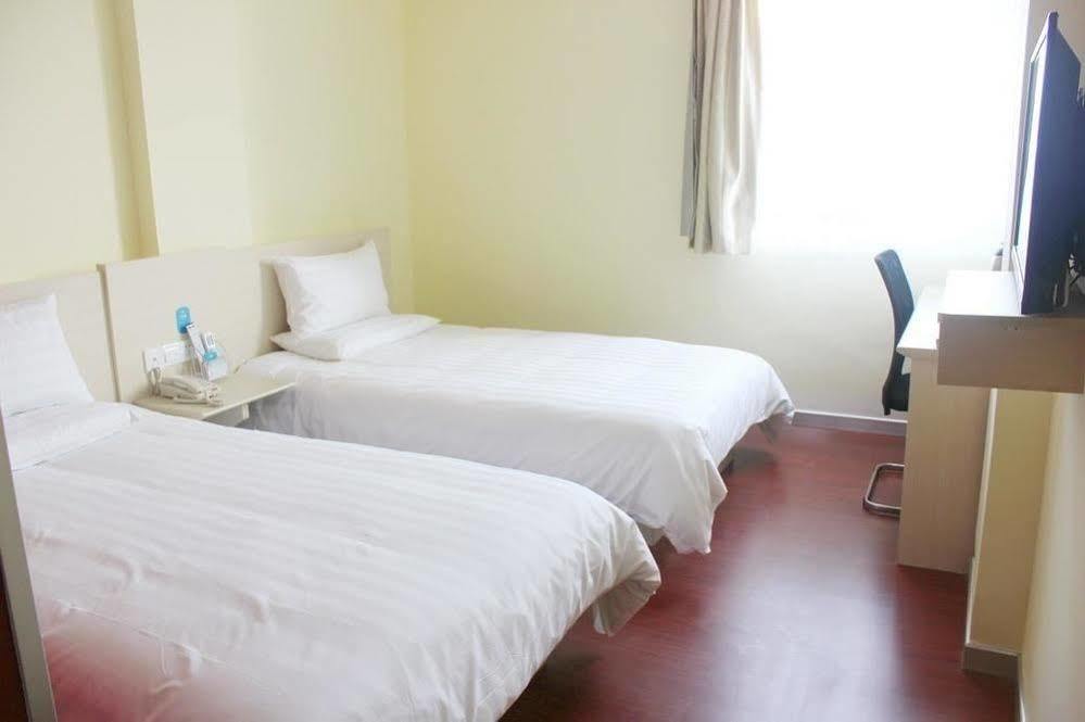 Hanting Hotel Yibin Zhongshan Street المظهر الخارجي الصورة